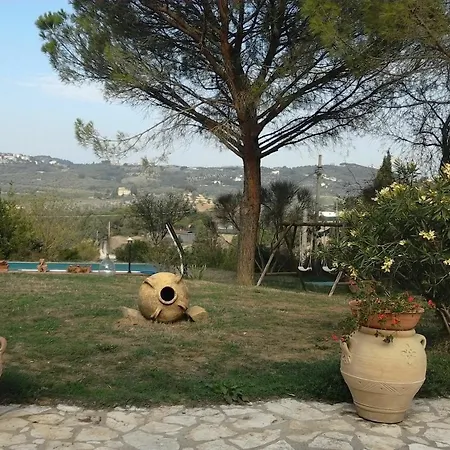 With One Bedroom In Perugia, With Wonderful Mountain View, Priv Perugia